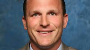 Drake basketball hires Darian DeVries as next head coach