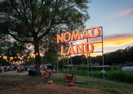 Nomadland is an upcoming us drama film, directed and written by chloé zhao. Nomadland Labiomista