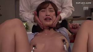 モザイク破壊】MIAA-804 喉ボコ顔面マ○コ女 お下劣エグ乳首引っ張りイラマチオ女上司人間卒業SP しおかわ雲丹