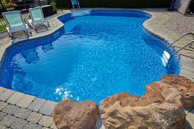 Piscine En Kit Construction Avantages Prix Et Autres Informations