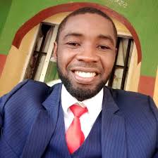 Happy Footy Weekend, Fam! What does Man Utd have for us today? 🙂