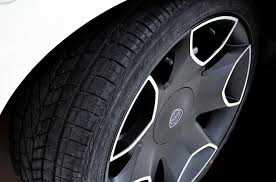 Since tires are designed to operate best at a specific pressure to support the weight of the vehicle, the closer you can maintain the pressure in the tire to the recommendation, the longer your tires will last. 6 Q A S About Tire Pressure