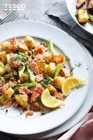Eat Well On A Budget With This Thrifty Salmon Hash Wallet Friendly Tinned Salmon Is Cooked With Crispy F Salmon Recipes Healthy Recipes Healthy Brunch Recipes