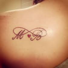 Best Initial Tattoo Designs Get Permanent Initial Tattoos Of Loved One Name Infinity Tattoos Name Tattoos For Moms Mom Tattoos