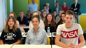 Vannes La Premiere Annee De Medecine Delocalisee Fait Sa Rentree En Streaming Vannes Maville Com Voir première année en streaming gratuit. vannes maville com