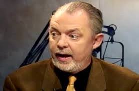 Andrew Tyndall's Instagram, Twitter & Facebook