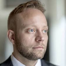 Tim McLennan (@BlackMajic_)