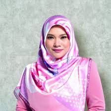 Pada peminat setia anita sarawak, mungkin berita ini dapat mengubati rasa rindu kerana anita berjaya dihubungi oleh adiknya, tiga minggu lalu. Biodata Artis Nora Mykmu Net