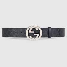 Shop our gucci leather belts selection from the world's finest dealers on 1stdibs. Gurtel Aus Gg Supreme Mit Gg Schnalle In Gg Supreme Gucci De