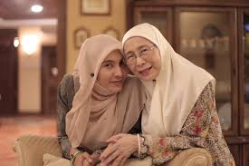 Born 19 november 1980) is a malaysian politician. Selamat Hari Lahir Diucapkan Buat Ibu Nurul Izzah Anwar Facebook