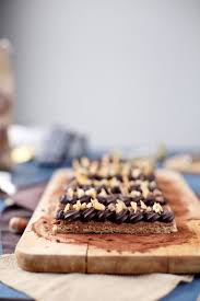 Re Decouvrez La Dacquoise Aux Noisettes Praline Feuillete Et Ganache Noire Dacquoise Noisette Dacquoise Noisette