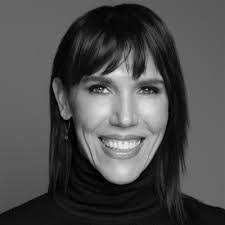 Lisa Bleser's Instagram, Twitter & Facebook