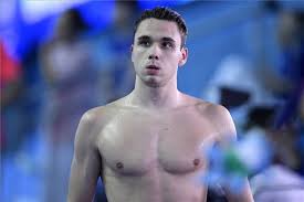 Hij is de huidige houder van het wereldrecord 200m vlinderslag. Sport Elkapta A Koronavirust Milak Kristof Uszo Hvg Hu