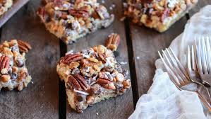 Bisquick Velvet Crumb Cake Recipe Recipe Revival Seven Layer Velvet Crumb Bars Desserts Bars Recipes Recipes