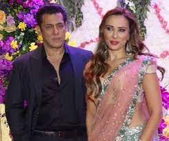 Iulia vantur net worth & salary: Iulia Vantur Biography Age Movies Songs Boyfriend Nationality