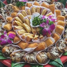 To welcome her i decided to make jajan pasar ( indonesian traditional cakes). Snack Nampan Jajan Pasar Food Drinks Packaged Instant Food On Carousell