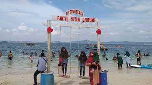 Check spelling or type a new query. Pantai Mutun Picture Of Mutun Beach Bandar Lampung Tripadvisor
