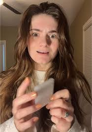 Anna Linebaugh's Instagram, Twitter & Facebook