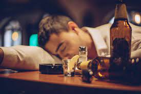 Alkohol So Gefahrlich Ist Die Alltagsdroge Wirklich Fit For Fun
