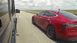 The 85 version was discontinued early in the year, while the 90 models were discontinued later in the year. 2013 Tesla Model S P85 Vs 700hp 2013 Mercedes G63 Amg Biturbo