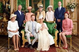 ❤ harry & meghan (without archie) took a commercial flight back to canada and landed at victoria airport on friday, valentine's day, after being in palo alta, ca at stanford in talks about their royal sussex foundation ✈. Meghan Markle Prince Harry Share Photos From Archie S Christening