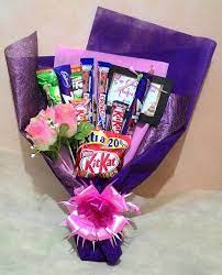Cara mudah, ringkas dan cepat untuk menghasilkan jambangan bunga menggunakan coklat dan bunga. Mirza Simply Craft Coklat Bouquet Murah