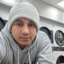 Edi Cano's Instagram, Twitter & Facebook