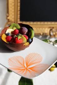 Recette Diy La Coupelle A Salade De Fruits En Chocolat C Est Bientot Noel Enfin Pas Tout De Suite Salade De Fruits Fruits Recette