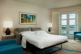 Sofa beds were once the 'in thing' many decades ago. Pull Out Sofa Beds In Suites Bild Von Sheraton Old San Juan Hotel Tripadvisor