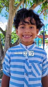 👉 Tamanho não é documento quando se trata de um recado tão importante como  este que o pequeno Davi Saltino, de 6 anos, gravou para convocar todos os  amigos de Nilópolis a atualizarem a caderneta de ...