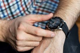 LG Watch W7 review: two hands too many ...