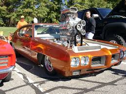 Gto Need A Navigater To See Around The Other Side Of That Hood Ornament