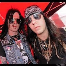 Thank you everyone for showing your love for Joey this week. So many  memories coming back from all these photos. We had a Good time all the  Time. Joey Jordison 1975-2021 ❤️🖤 #