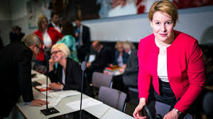 Franziska giffey (née süllke, born 3 may 1978 in frankfurt (oder)) is a german politician (spd) and the federal minister for family affairs, senior citizens, women and youth of the country. Bundesfamilienministerin Will Burgermeisterin Von Berlin Werden