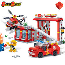 Auf der suche nach einer garage für das spielzeugauto meiner tochter, fand ich die garage mit der auswurffunktion von chixxi. Germanseller Feuerwehr Garage Kinder Geschenk Konstruktion Spielzeug Bausteine Bausatz 7102
