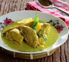 Bahan utamanya ialah cili padi, kunyit, dan juga serai. Ayam Masak Lemak Cili Padi Dapur Tanpa Sempadan