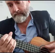 Artist Darryl Young** ΟжсТ 0 天 ጠ AYOUNG ឯ 必业業