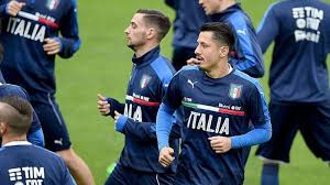 Gianluca lapadula è nato il 07/02/1990 a torino e la peru è la sua nazione di origine. Gianluca Lapadula Peru Siempre Sone Con Italia Gianluca Italia Peru