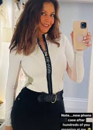 Carol vorderman has put on a busty display as she documents her attempts to build a storage unit for her new sports equipment. Carol Vorderman Countdown Legend 60 Stuns As She Teases Cleavage In Jaw Dropping Snap Celebrity News Showbiz Tv Express Co Uk