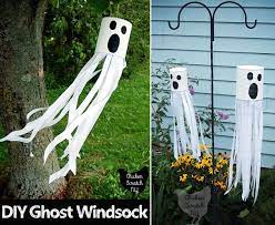 Guests coming to your door will think twice about entering the scene of the crime thanks to this disturbing floor runner that you created. 30 Diy Halloween Decorations For Outside Of Your Home