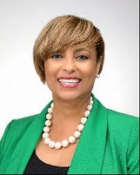 Jessica Gholston's Instagram, Twitter & Facebook