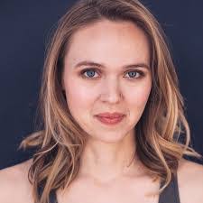 Lauren Mccuen's Instagram, Twitter & Facebook