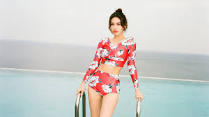 Roh jisun (debuted) stage name: 342316 Somi ì†Œë¯¸ Ennik Somi Douma Jeon Somi ì „ì†Œë¯¸ Kpop K Pop Asian Korean Girls Celebrity Celebrities 4k Wallpaper Mocah Hd Wallpapers