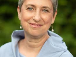 Listings in Spanish, Anthem and Fertility Challenges