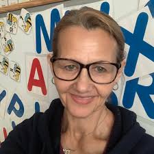 I run a preschool and to keep it normal for the children I am doing virtual  lessons with them I am also doing weekly lesson plans full of ideas so  parents can