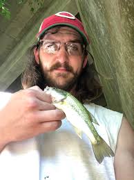 Didn't have much success, but caught these in the river yesterday 😂🫠