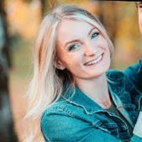 Ashley Gower's Instagram, Twitter & Facebook