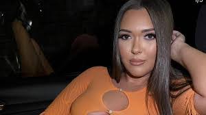 Caitlin Thwaites's Instagram, Twitter & Facebook