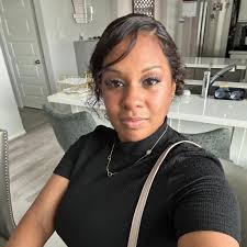 I'm 58 and enjoy everything, from scenic walks to attending local art  exhibitions. I'm also a fan of cooking and hosting dinner parties for  friends. I'm looking for a partner who enjoys