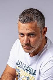 Das Wichtigste ist, die Demokratie zu schützen.“ Der KZ-Überlebende und  Holocaust-Zeitzeuge Daniel Chanoch ist mit 92 Jahren verstorben. Er war von  den Nazis unter anderem in die Konzentrationslager Dachau,  Auschwitz-Birkenau und Mauthausen